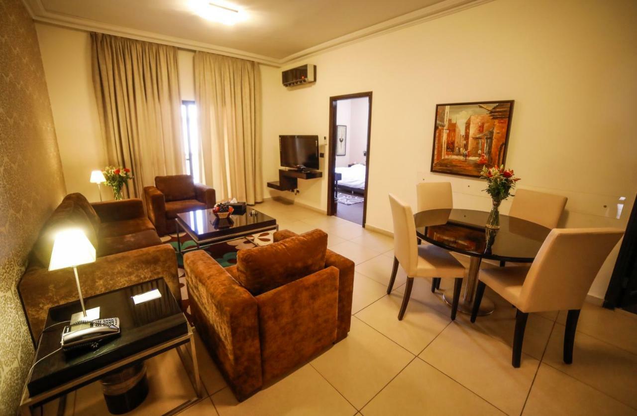 Al Jamila Suites Ghobeiry Dış mekan fotoğraf